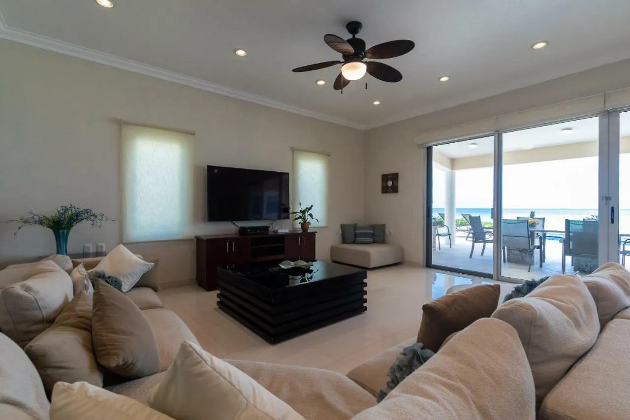 Casa Joya Del Mar - Oceanfront Villa For 10 - Playa Paradise Properties Playa del Carmen 0*,