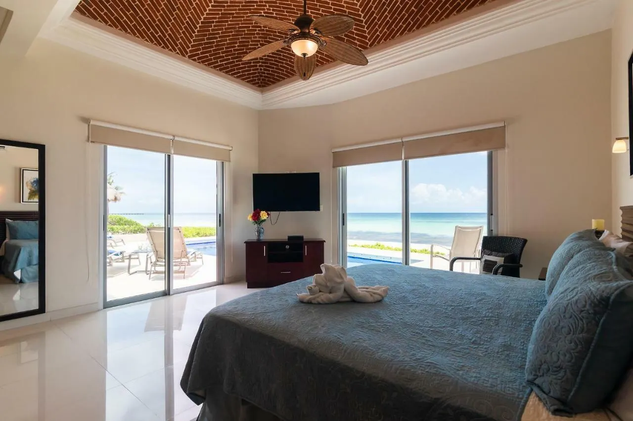 Casa Joya Del Mar - Oceanfront Villa For 10 - Playa Paradise Properties Playa del Carmen Meksika