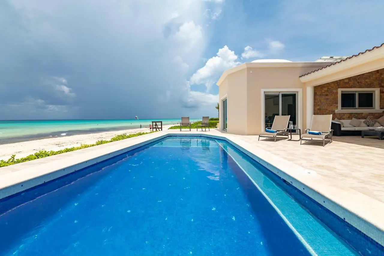 Casa Joya Del Mar - Oceanfront Villa For 10 - Playa Paradise Properties Playa del Carmen